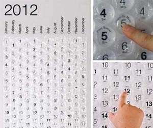 bubble-wrap-calendar