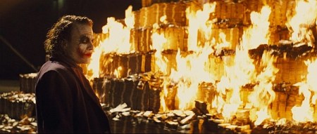JOKER_burning_money_3_0600